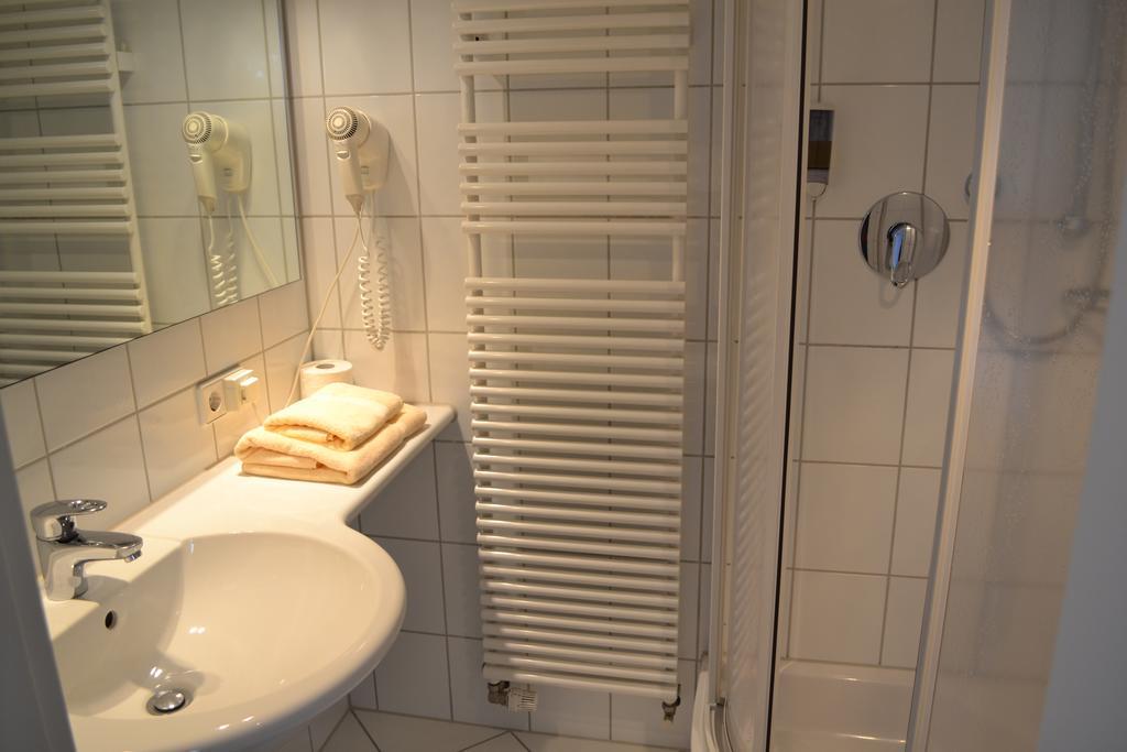 Hotel Hospiz Τούμπινγκεν Δωμάτιο φωτογραφία