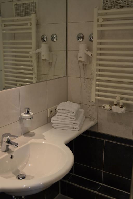 Hotel Hospiz Τούμπινγκεν Δωμάτιο φωτογραφία
