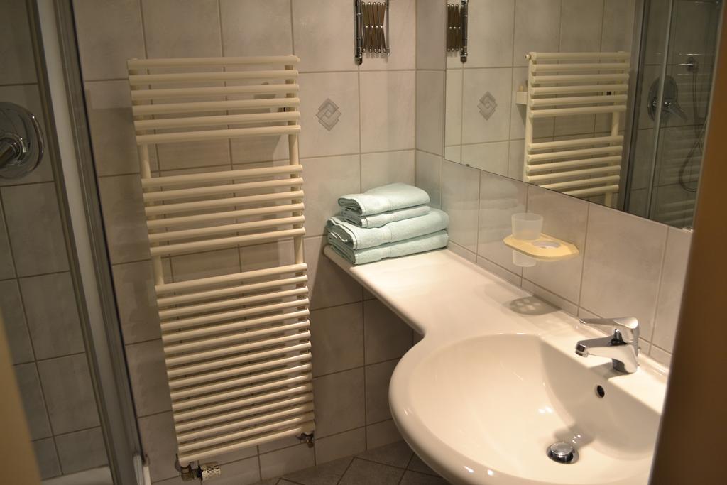 Hotel Hospiz Τούμπινγκεν Εξωτερικό φωτογραφία