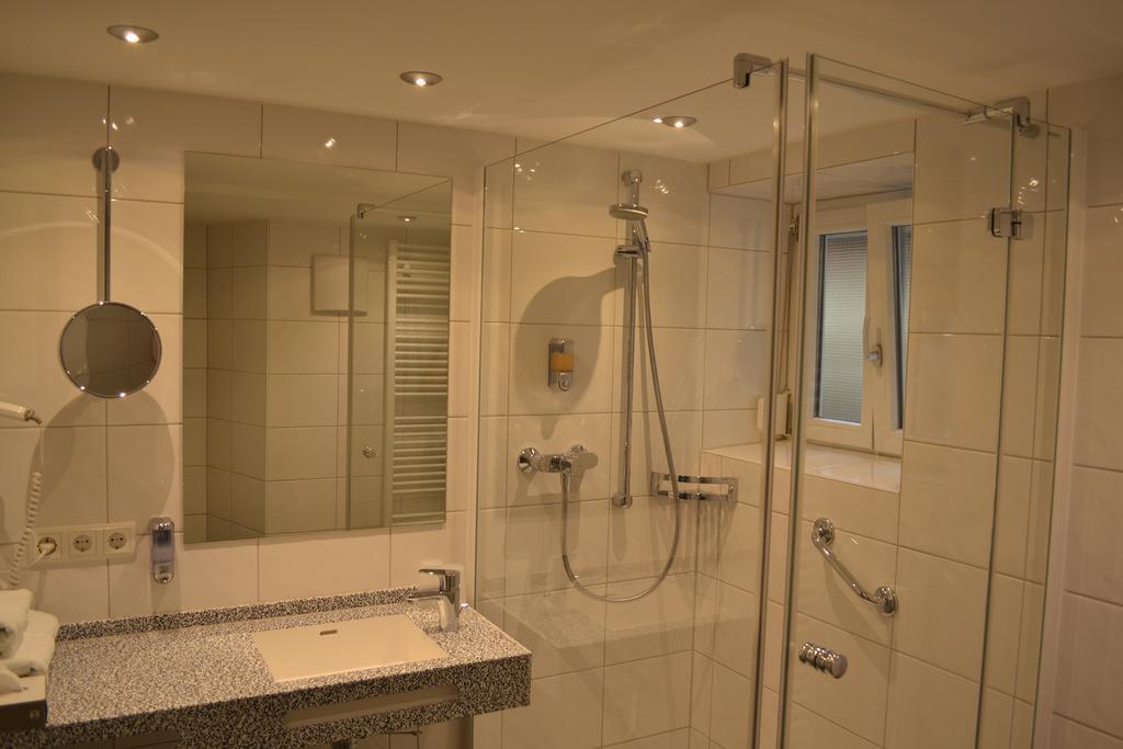 Hotel Hospiz Τούμπινγκεν Εξωτερικό φωτογραφία