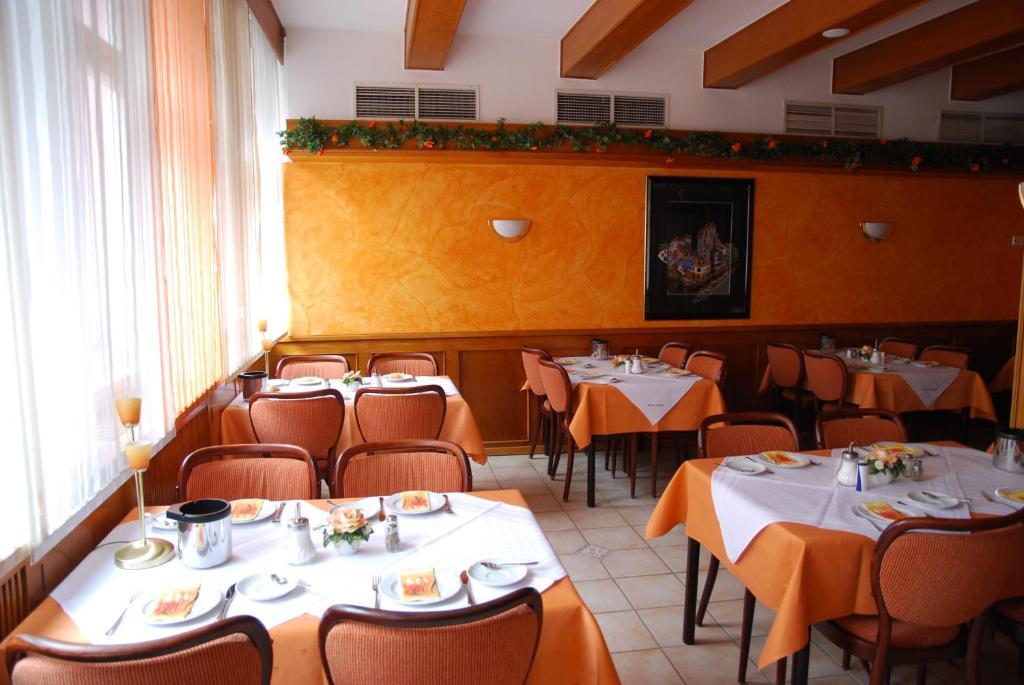 Hotel Hospiz Τούμπινγκεν Εξωτερικό φωτογραφία